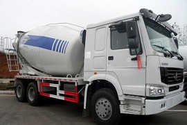 (10-14cbm) Sinotruk HOWO mixer truck 5 mm thick manganese alloy steel