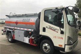 Jiefang 4200 Liters Oil Truck 