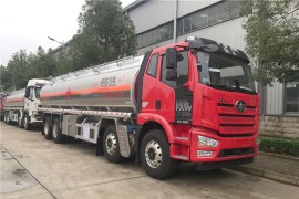 Jiefang 8X4 26.3m³ Oil Delivery Truck